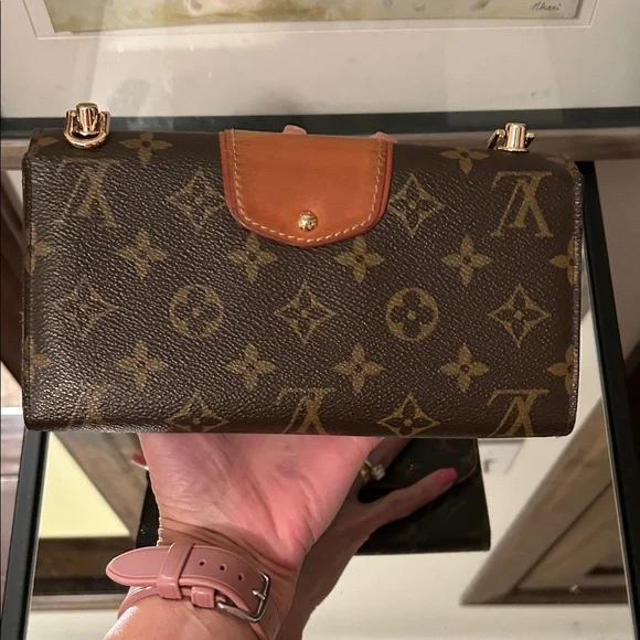 Louis Vuitton Brown and Tan Monogram Wallet - Picture 7 of 16